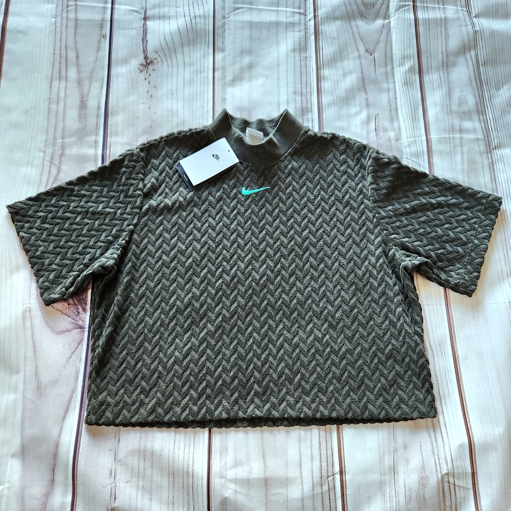 NWT Nike "Everyday Modern Allover Jacquard Boxy Top" Green Crop | Women's Size M - Picture 3 of 10